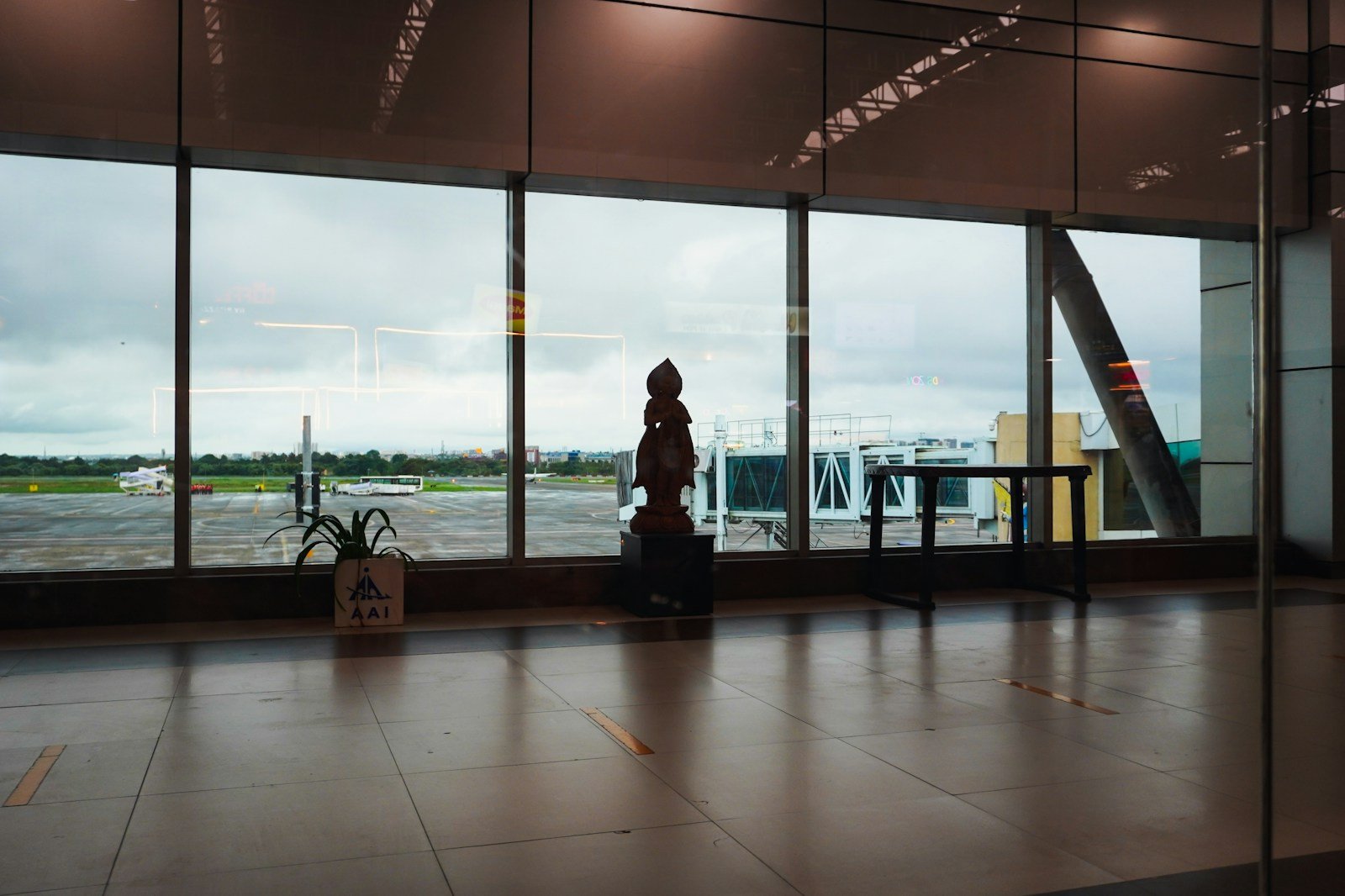 Airport Transfers & Chauffeur
